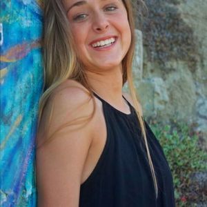 Meet your Posher, Abby